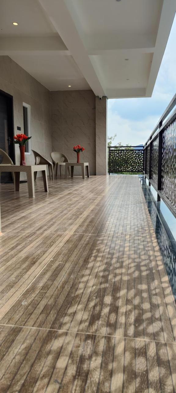 Rr Holiday Homes โกไดกานัล ภายนอก รูปภาพ